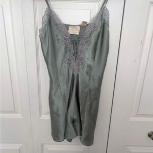 Elegant Lace Trim Satin Slip